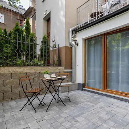 Tastefully Moniuszki In Cracow By Nolcegi Renters
