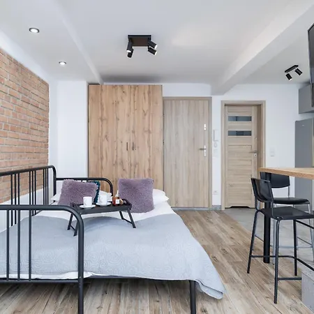 아파트 Tastefully Moniuszki In Cracow By Nolcegi Renters
